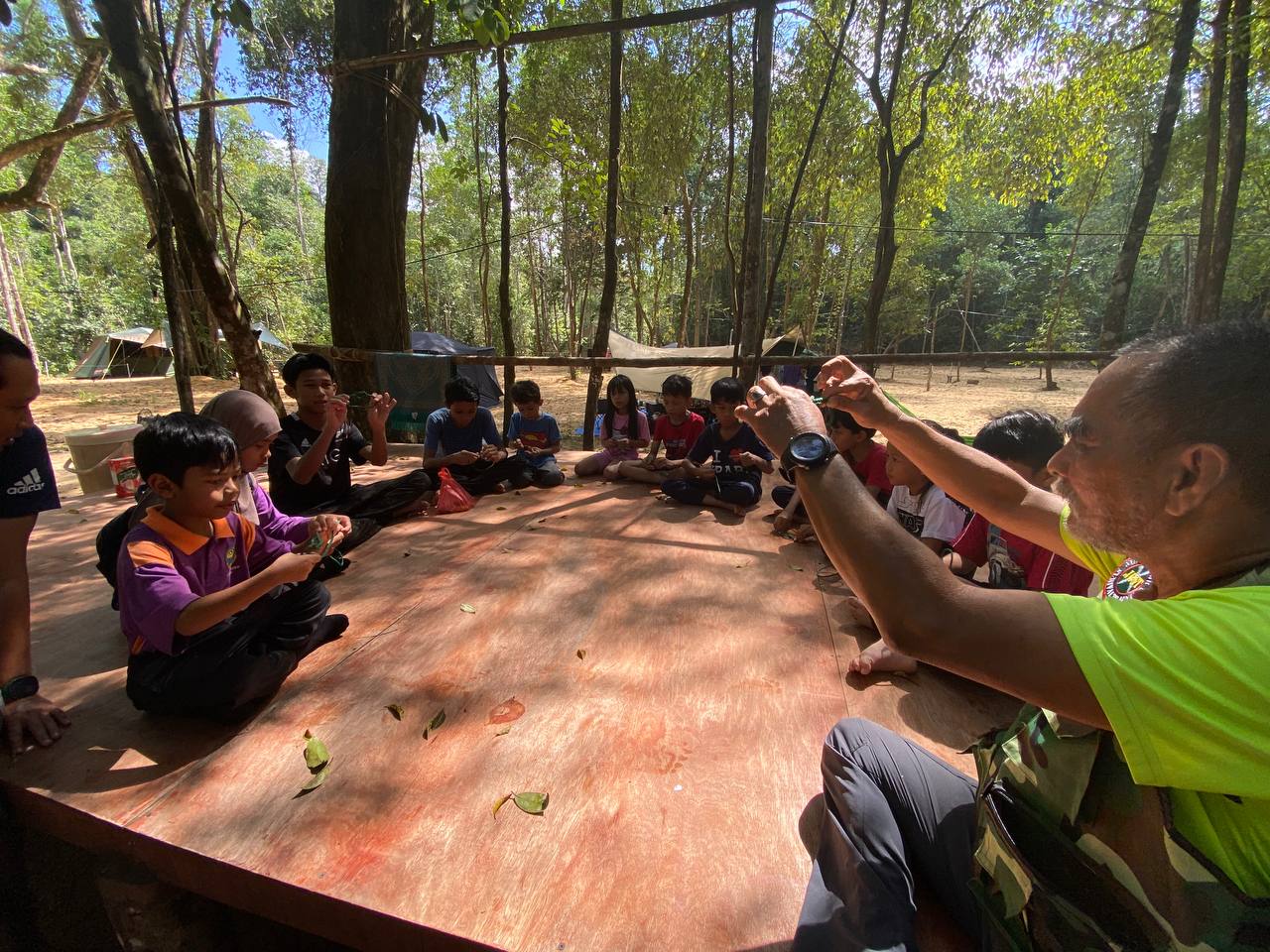 Program Jungle Basic Survival for Kids Meriahkan Jiwacamp
